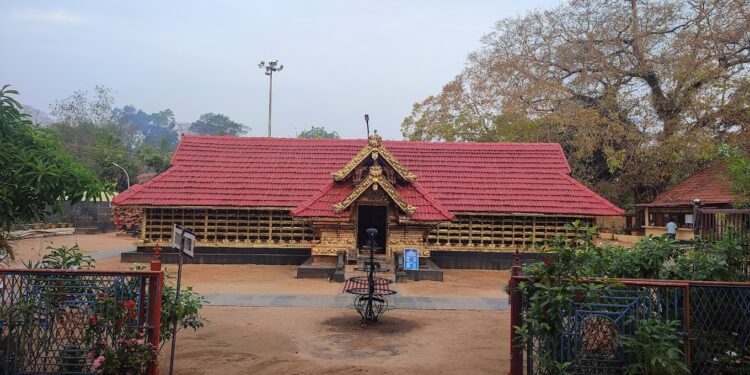 குளத்துப்புழா சாஸ்தா கோயில் | Kuzhathupuzha Sastha Temple