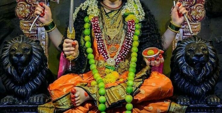 ஜலஜலவென சலங்கை குலுங்க | Jala Jalavena Salangai Kulunga - Amman Songs Lyrics in Tamil 16 mayana kali amman photos